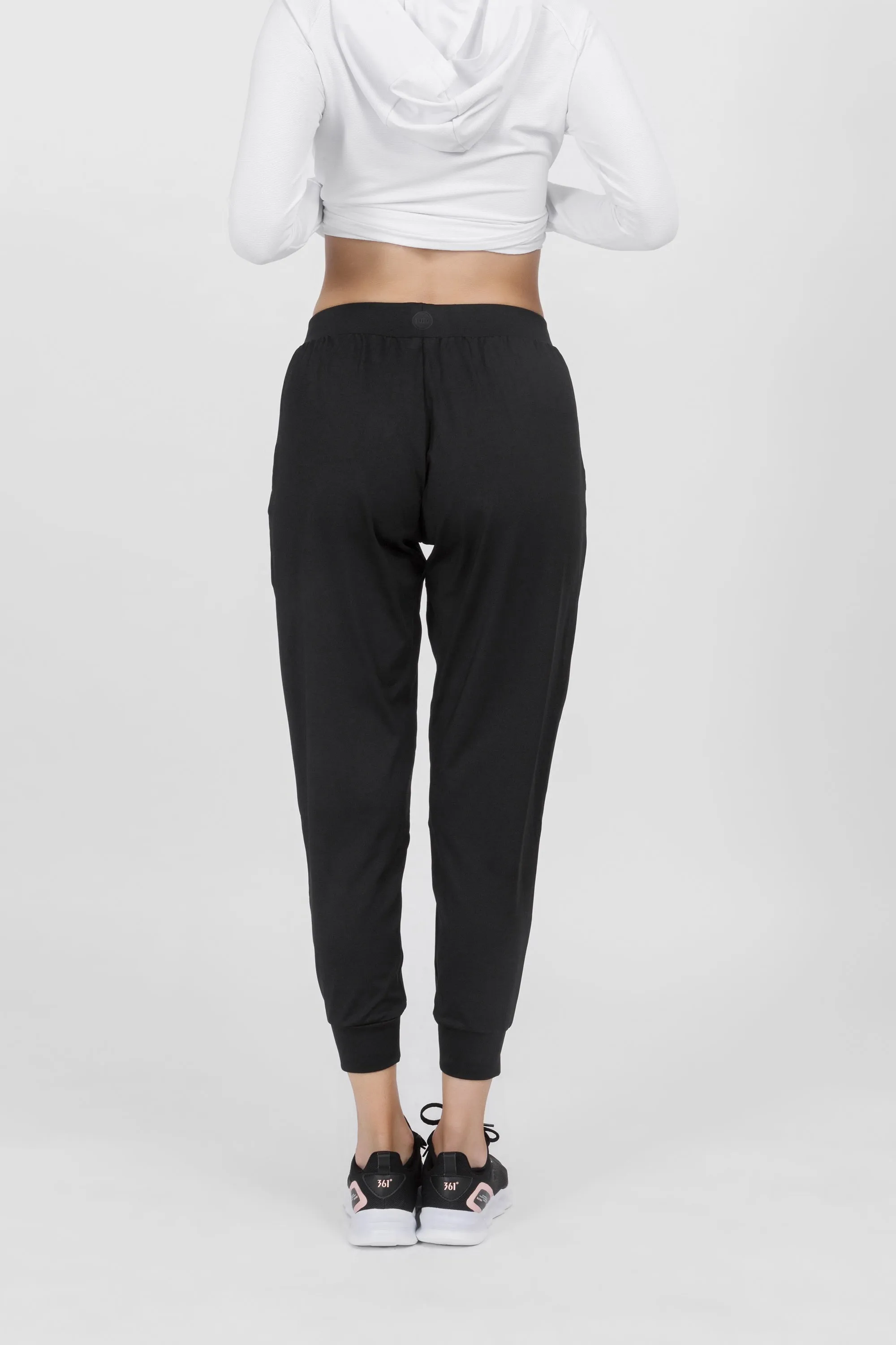 Elastic Waist Joggers In Black