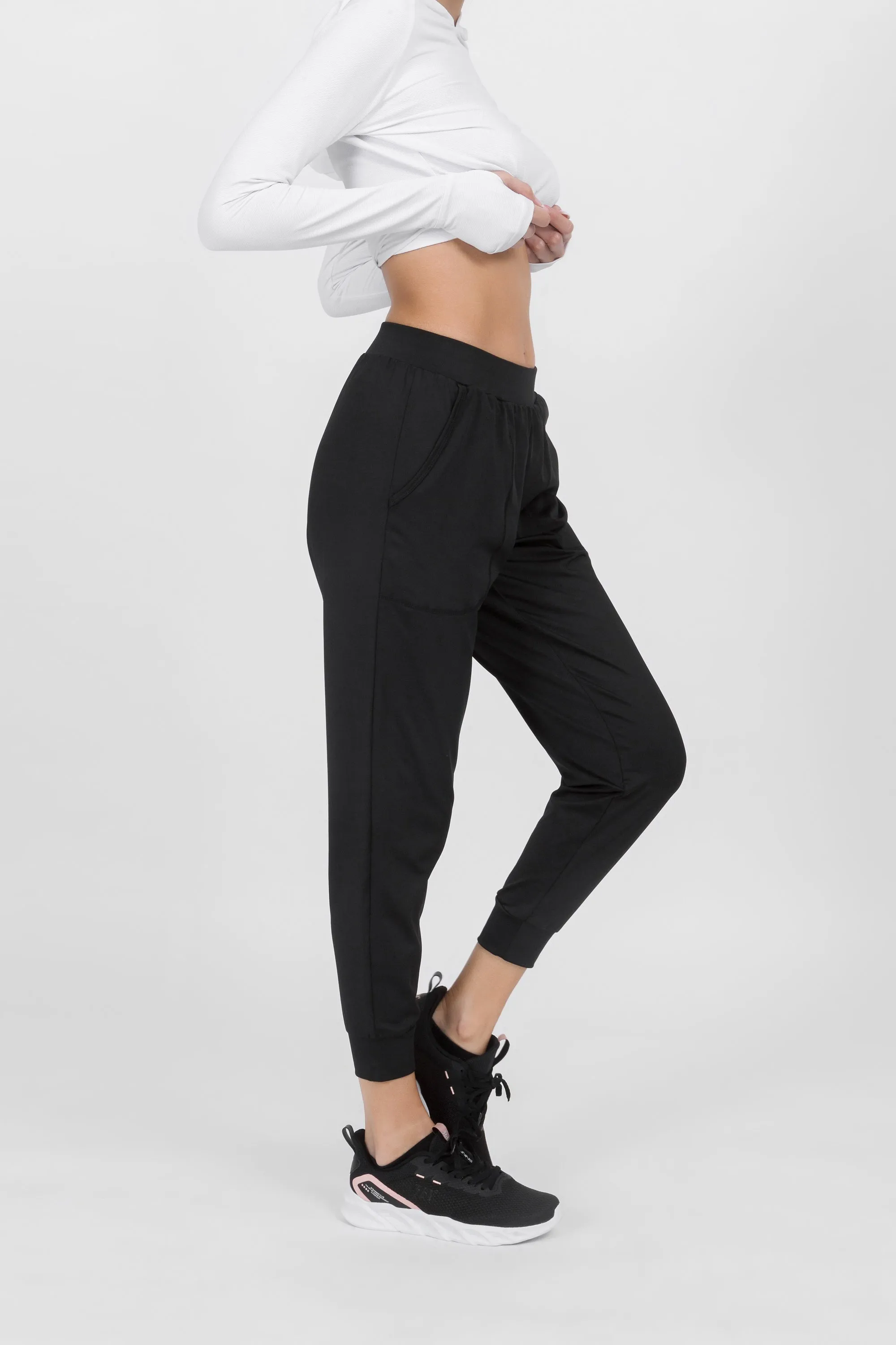 Elastic Waist Joggers In Black