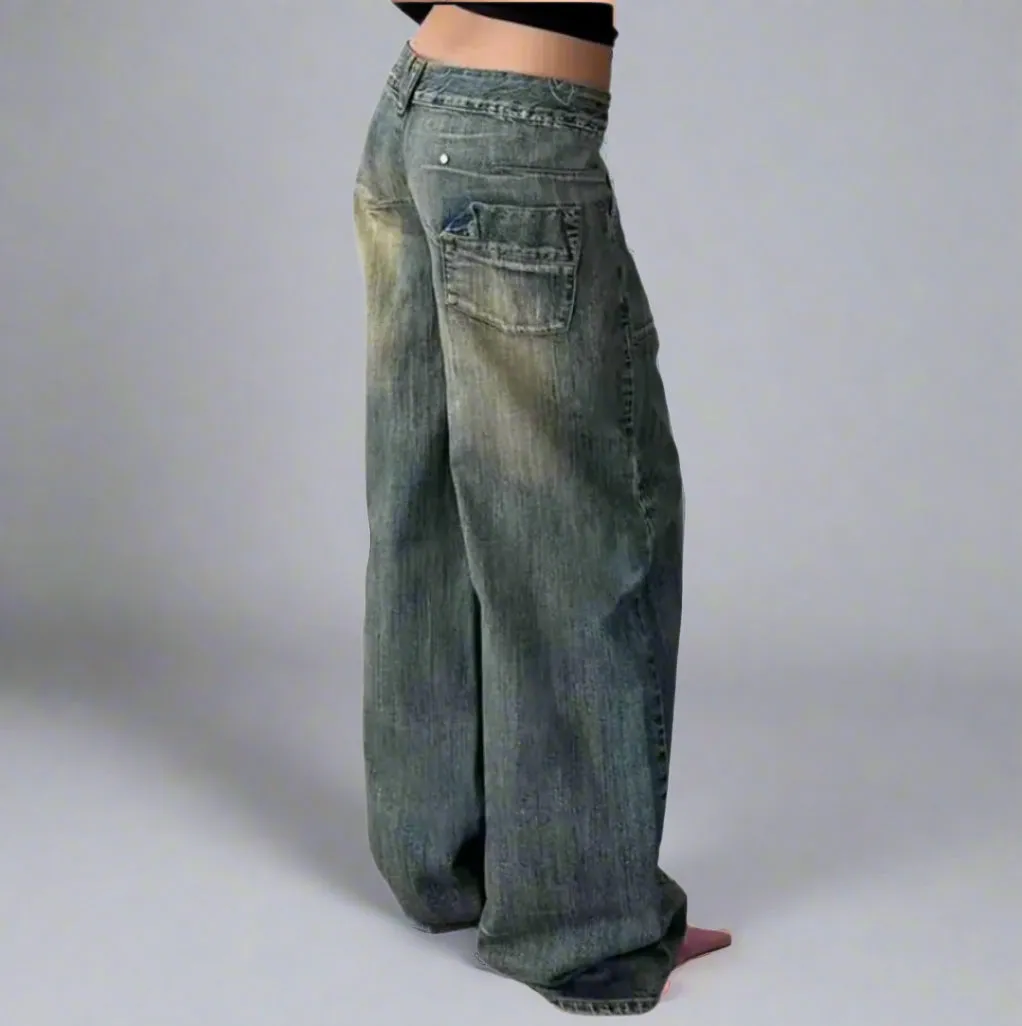 Flow Fit Baggy Jeans