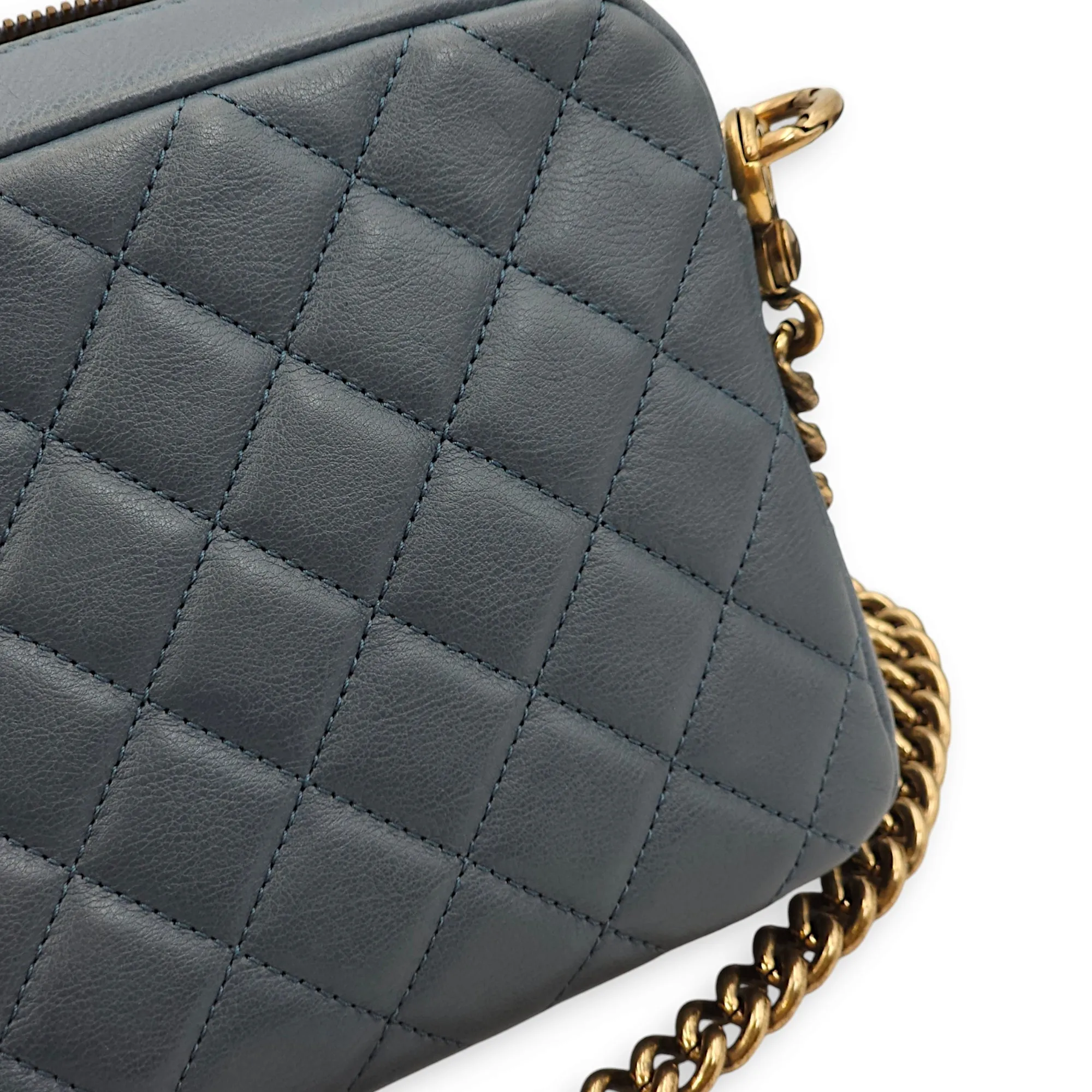 Quilted Camera Blue Crossbody Bag in Calfskin, Gold hardware