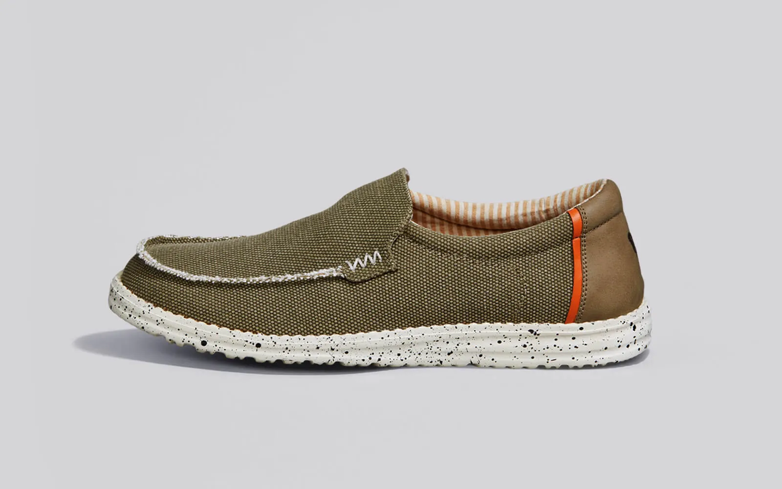 The Wanderers Slip Ons : Olive